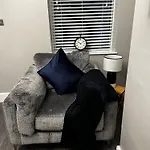 Near Hospital 2 Bedroom - Sleeps 4 - Self Check In - Fully Furnished Casa de Férias Carlisle (Cumbria)