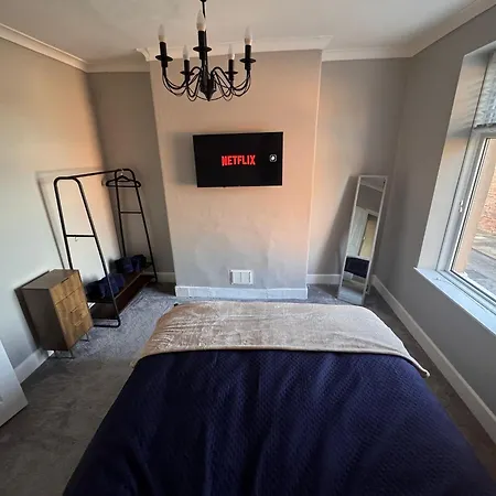 Ferienhaus Near Hospital 2 Bedroom - Sleeps 4 - Self Check In - Fully Furnished Carlisle (Cumbria)