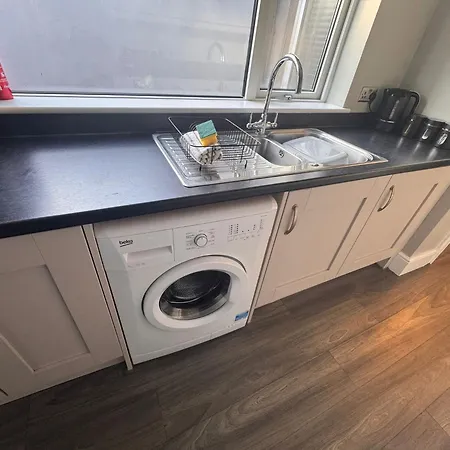 Ferienhaus Near Hospital 2 Bedroom - Sleeps 4 - Self Check In - Fully Furnished Carlisle (Cumbria)