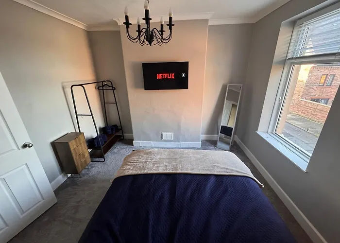 Holiday home Near Hospital 2 Bedroom - Sleeps 4 - Self Check In - Fully Furnished Carlisle (Cumbria)