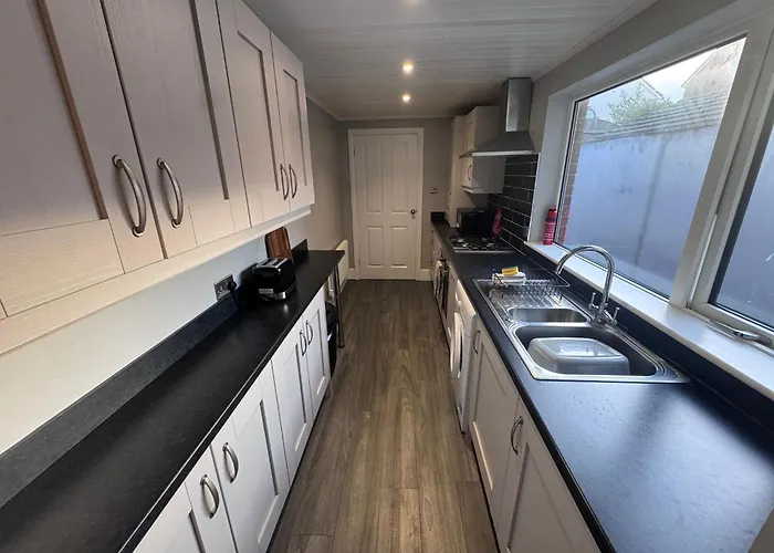 Holiday home Near Hospital 2 Bedroom - Sleeps 4 - Self Check In - Fully Furnished Carlisle (Cumbria)